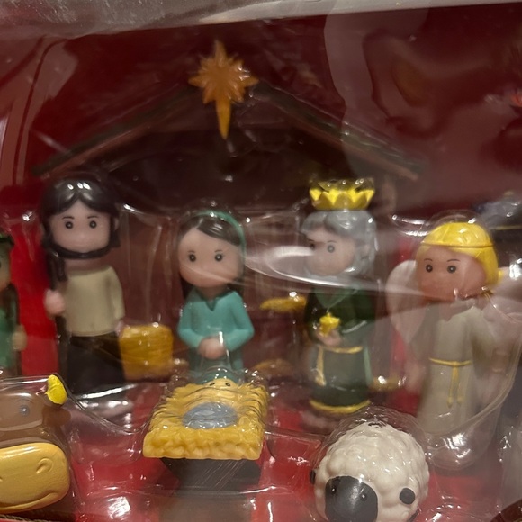 Blessings of Christmas Nativity Playset by Robert Stanley NIB - Picture 5 of 11